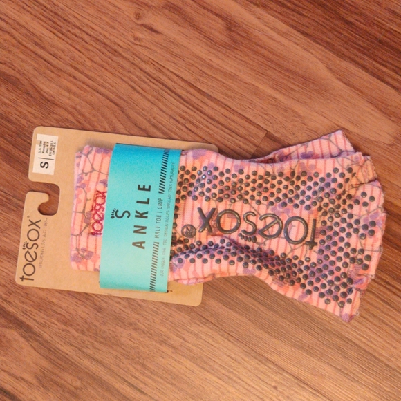 toesox Accessories Toesox Unisex Half Toe Ankle Toesox Poshmark